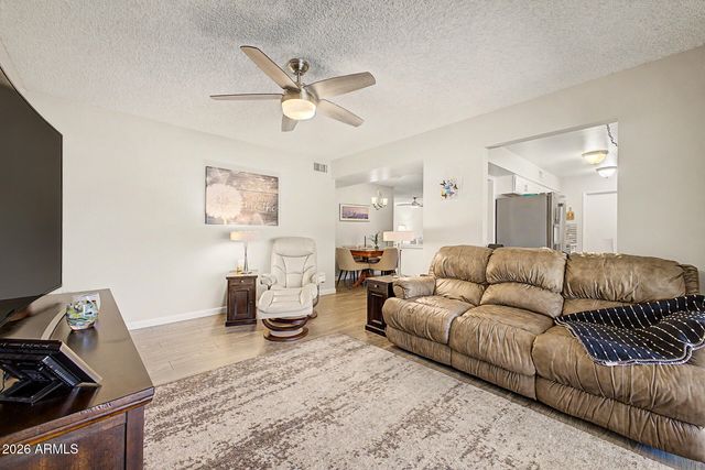 17476 N DEL WEBB Boulevard, Sun City, AZ 85373