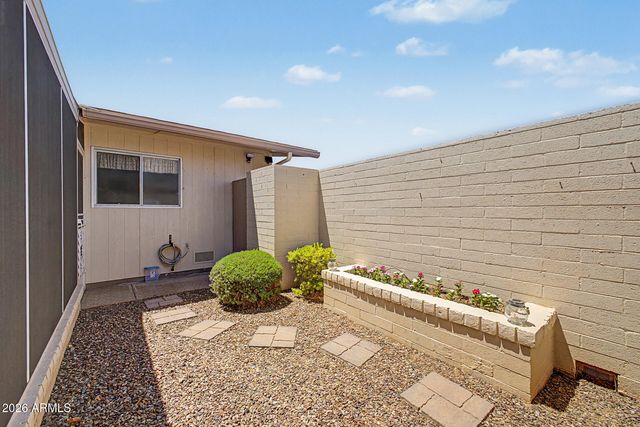 17476 N DEL WEBB Boulevard, Sun City, AZ 85373