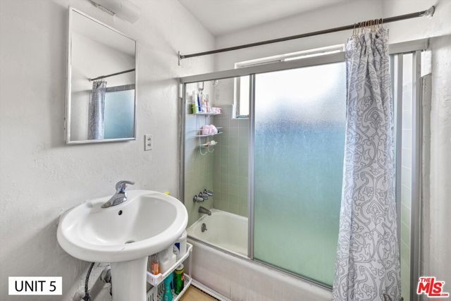 5859 Mandarin Drive, Goleta, CA 93117