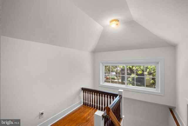 9 PHILADELPHIA AVE, Takoma Park, MD 20912