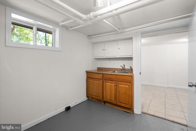 9 PHILADELPHIA AVE, Takoma Park, MD 20912