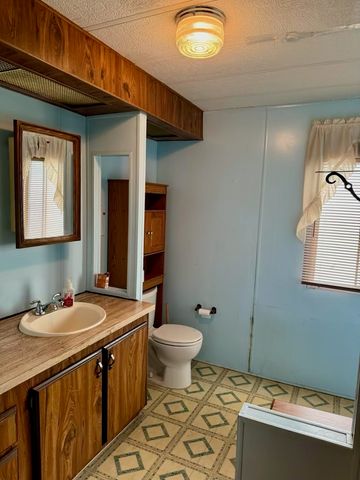 401 Private Road 7837, Wills Point, TX 75169