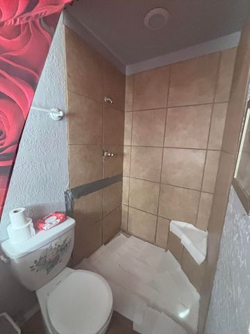 14304 Oakwood Place NE, Albuquerque, NM 87123