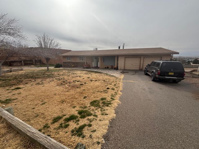 14304 Oakwood Place NE, Albuquerque, NM 87123