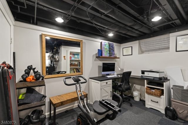 86 Elm St, Dumont Boro, NJ 07628