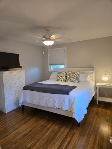 132 Neverbreak Dr, Hendersonville, TN 37075