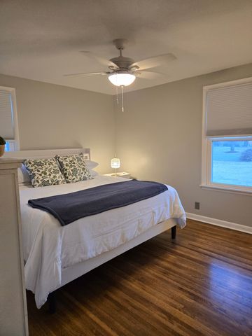 132 Neverbreak Dr, Hendersonville, TN 37075