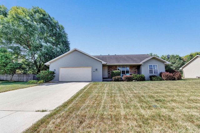 1927 CROSS CREEK CIRCLE, De Pere, WI 54115