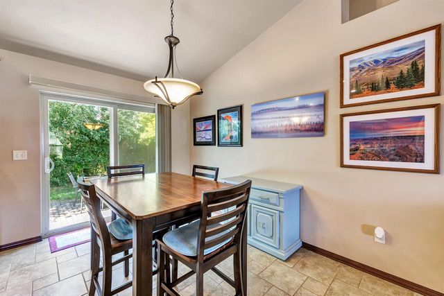 1927 CROSS CREEK CIRCLE, De Pere, WI 54115