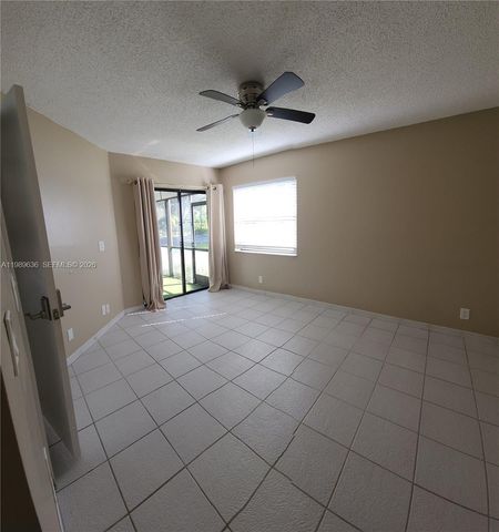 203 Liberty Ct 203, Deerfield Beach, FL 33442