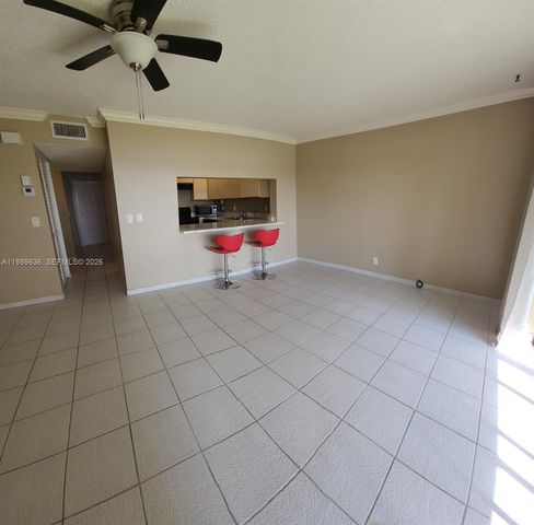 203 Liberty Ct 203, Deerfield Beach, FL 33442