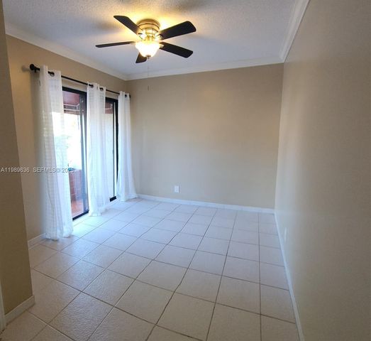 203 Liberty Ct 203, Deerfield Beach, FL 33442