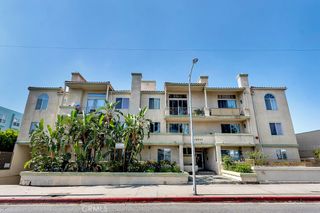 16940 Chatsworth 206, Granada Hills, CA 91344