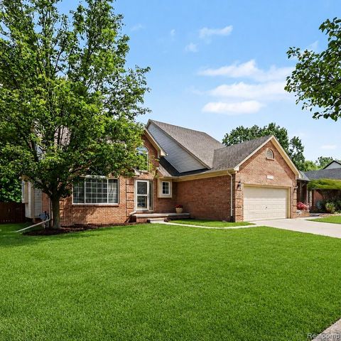 22273 Brywood Court, Clinton Charter Township, MI 48036