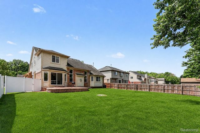 22273 Brywood Court, Clinton Charter Township, MI 48036