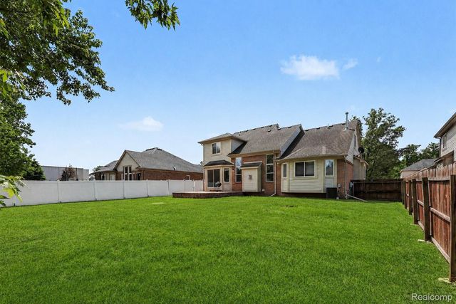 22273 Brywood Court, Clinton Charter Township, MI 48036
