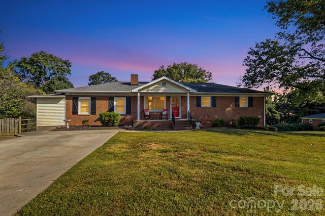 114 Warren Drive, Belmont, NC 28012