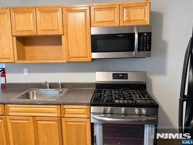 11 N Bridge Street, Paterson, NJ 07522