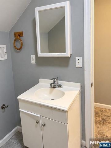 11 N Bridge Street, Paterson, NJ 07522
