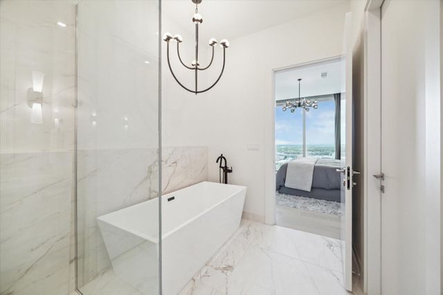 1711 Allen Parkway 2601, Houston, TX 77019