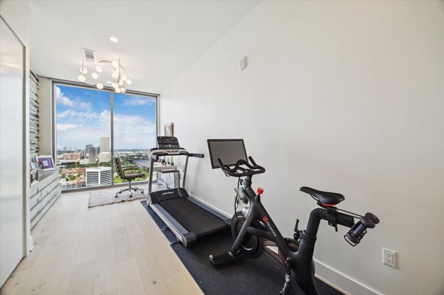 1711 Allen Parkway 2601, Houston, TX 77019