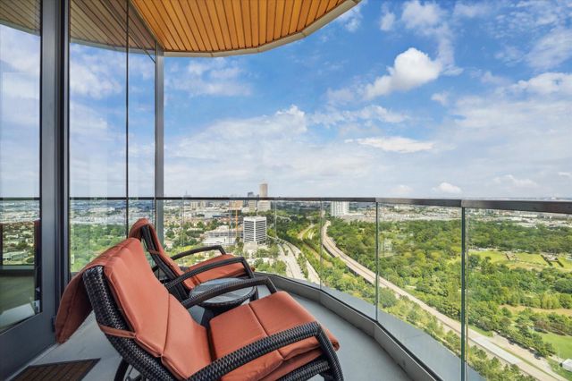 1711 Allen Parkway 2601, Houston, TX 77019