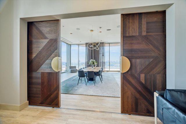 1711 Allen Parkway 2601, Houston, TX 77019