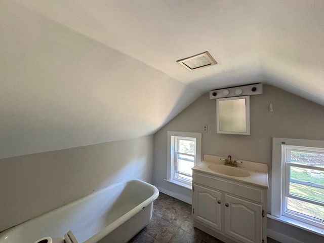 740-742 Main St, Weymouth, MA 02190