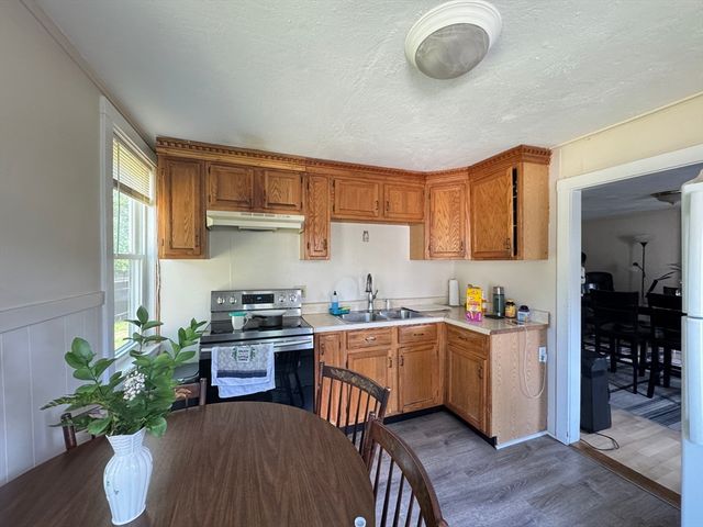 740-742 Main St, Weymouth, MA 02190