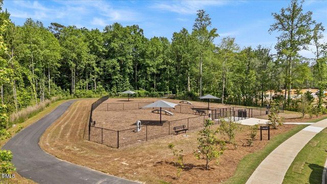 804 Kensley Grove Lane, Fuquay Varina, NC 27526