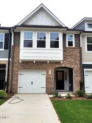 804 Kensley Grove Lane, Fuquay Varina, NC 27526