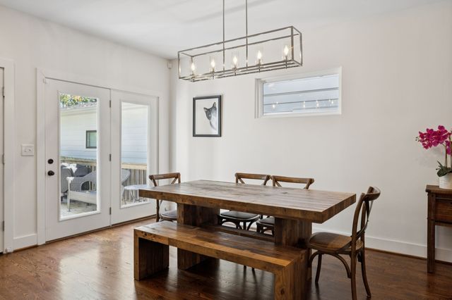 506B E Bend Dr, Nashville, TN 37209