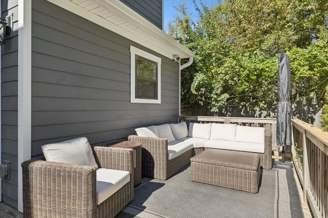 506B E Bend Dr, Nashville, TN 37209