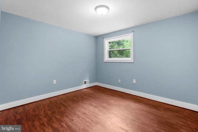 5010 THUMAN DR, Temple Hills, MD 20748