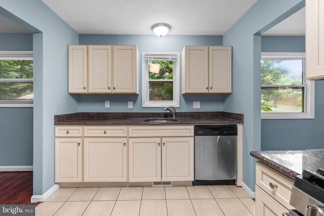 5010 THUMAN DR, Temple Hills, MD 20748