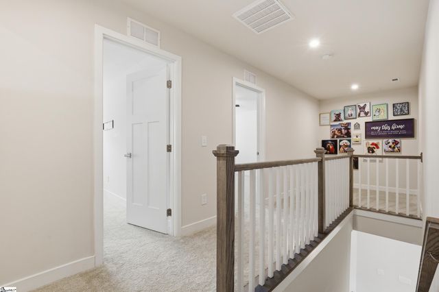 527 Martin Creek Drive, Simpsonville, SC 29680