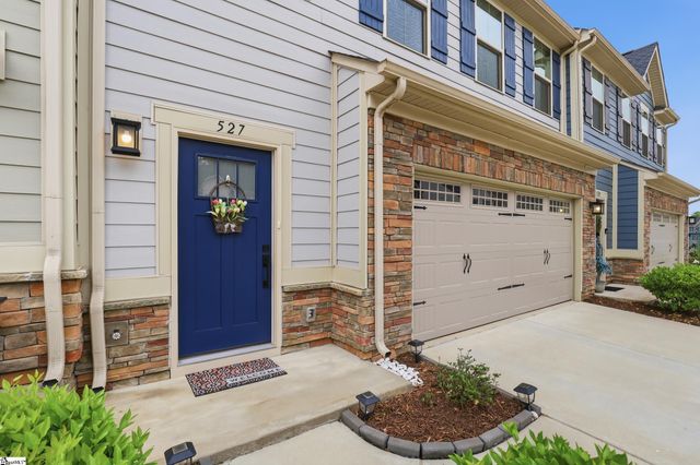 527 Martin Creek Drive, Simpsonville, SC 29680