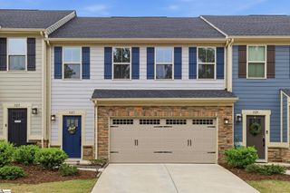 527 Martin Creek Drive, Simpsonville, SC 29680