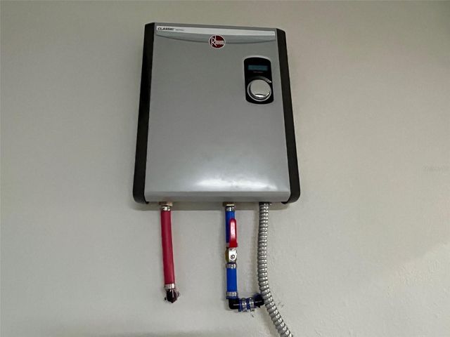 35 FRENEAU LANE, Palm Coast, FL 32137