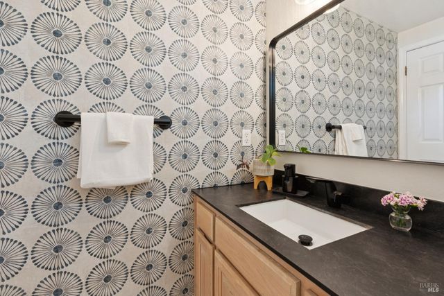 219 Butterfield Dr, Novato, CA 94945