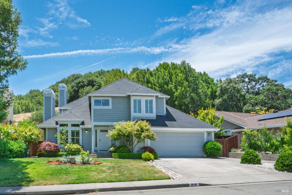 219 Butterfield Dr, Novato, CA 94945