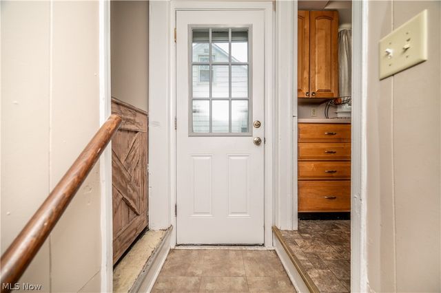 727 Meadowbrook Avenue SE, Warren, OH 44484