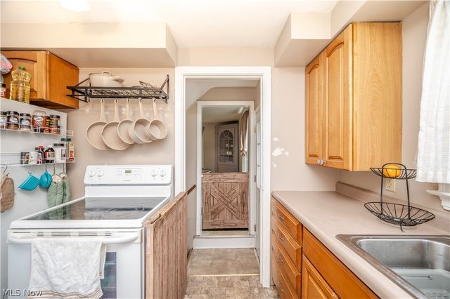 727 Meadowbrook Avenue SE, Warren, OH 44484