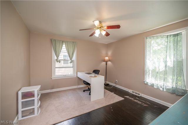727 Meadowbrook Avenue SE, Warren, OH 44484