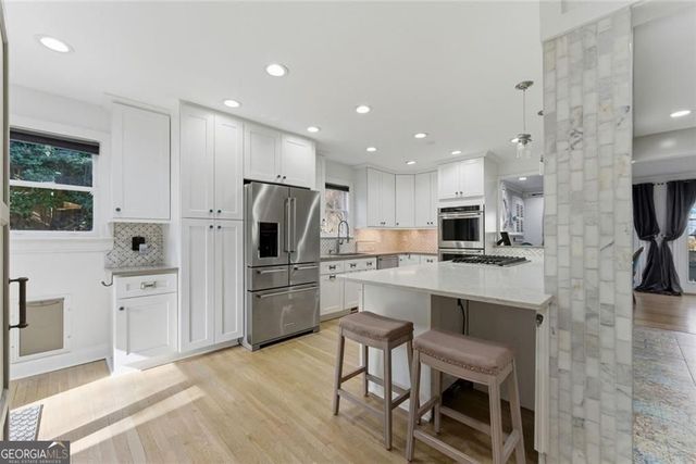 302 Hascall Road NW, Atlanta, GA 30309