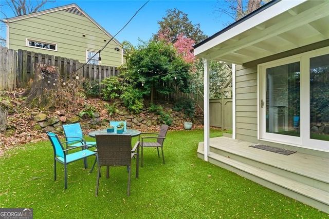 302 Hascall Road NW, Atlanta, GA 30309