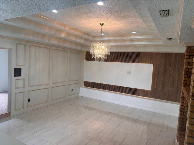 532 Evergreen Drive, Hurst, TX 76054