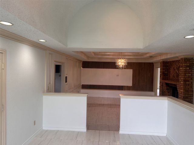 532 Evergreen Drive, Hurst, TX 76054