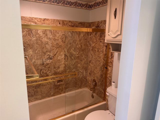 532 Evergreen Drive, Hurst, TX 76054