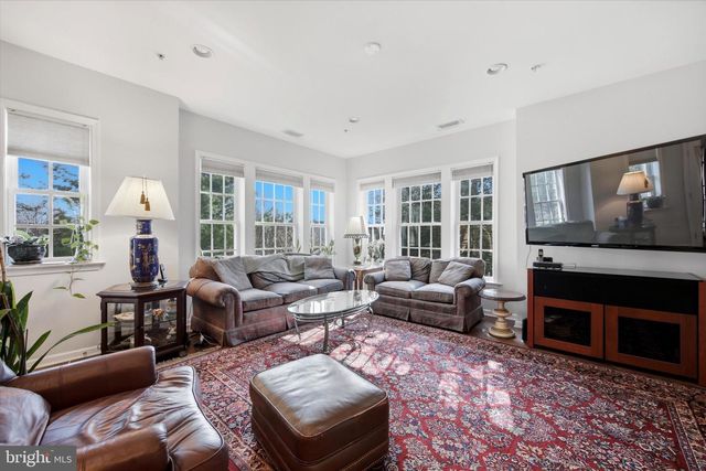 6101 LILAC CT, Upper Gwynedd, PA 19446